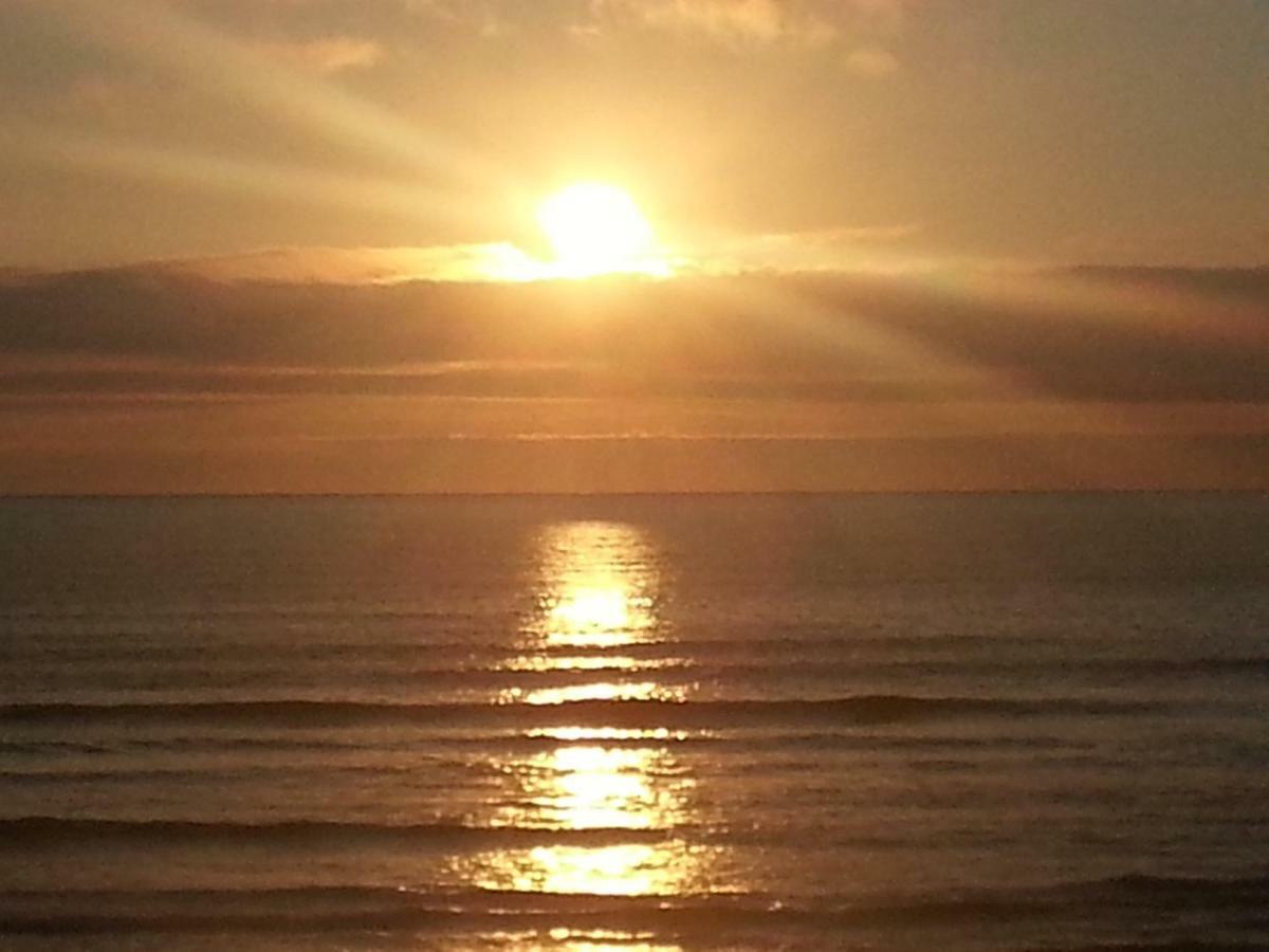 Townhous Praia Da Areia Branca Praia da Lourinhã Buitenkant foto