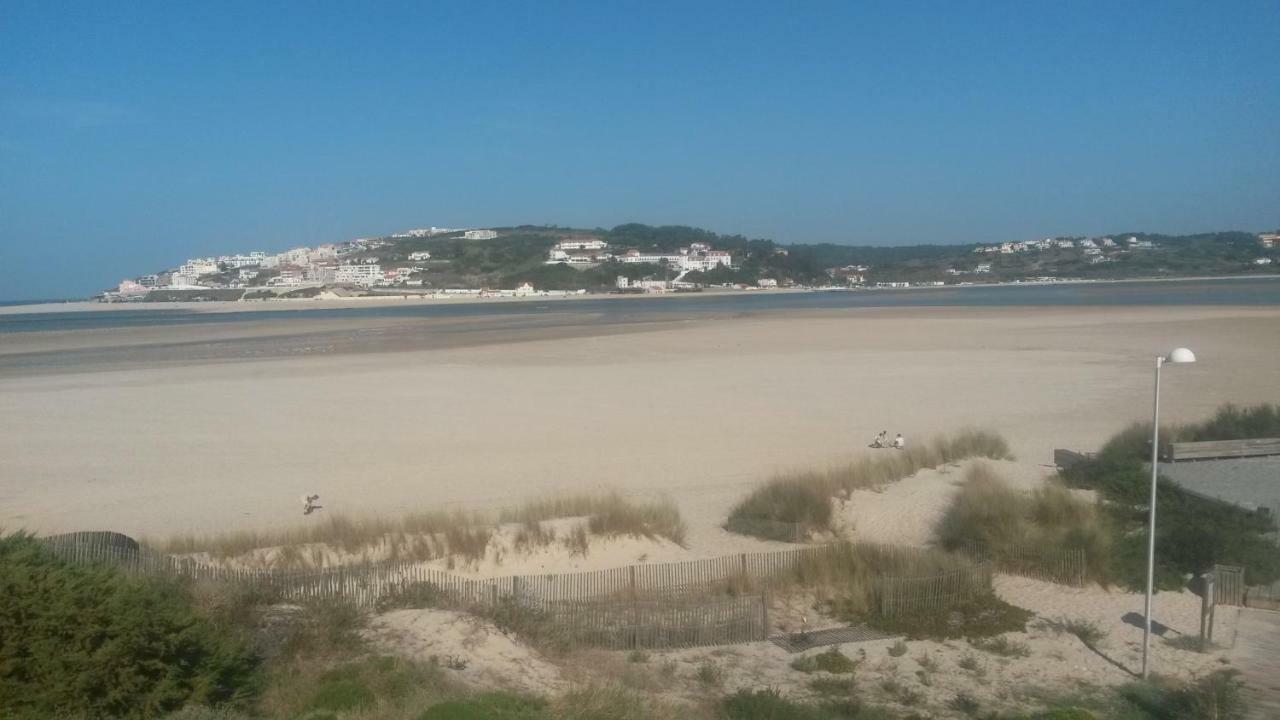 Townhous Praia Da Areia Branca Praia da Lourinhã Buitenkant foto