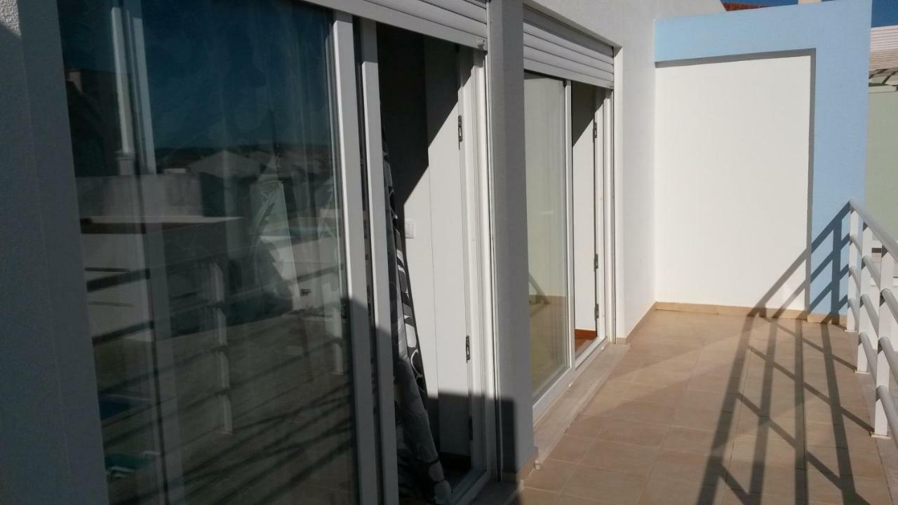 Townhous Praia Da Areia Branca Praia da Lourinhã Buitenkant foto