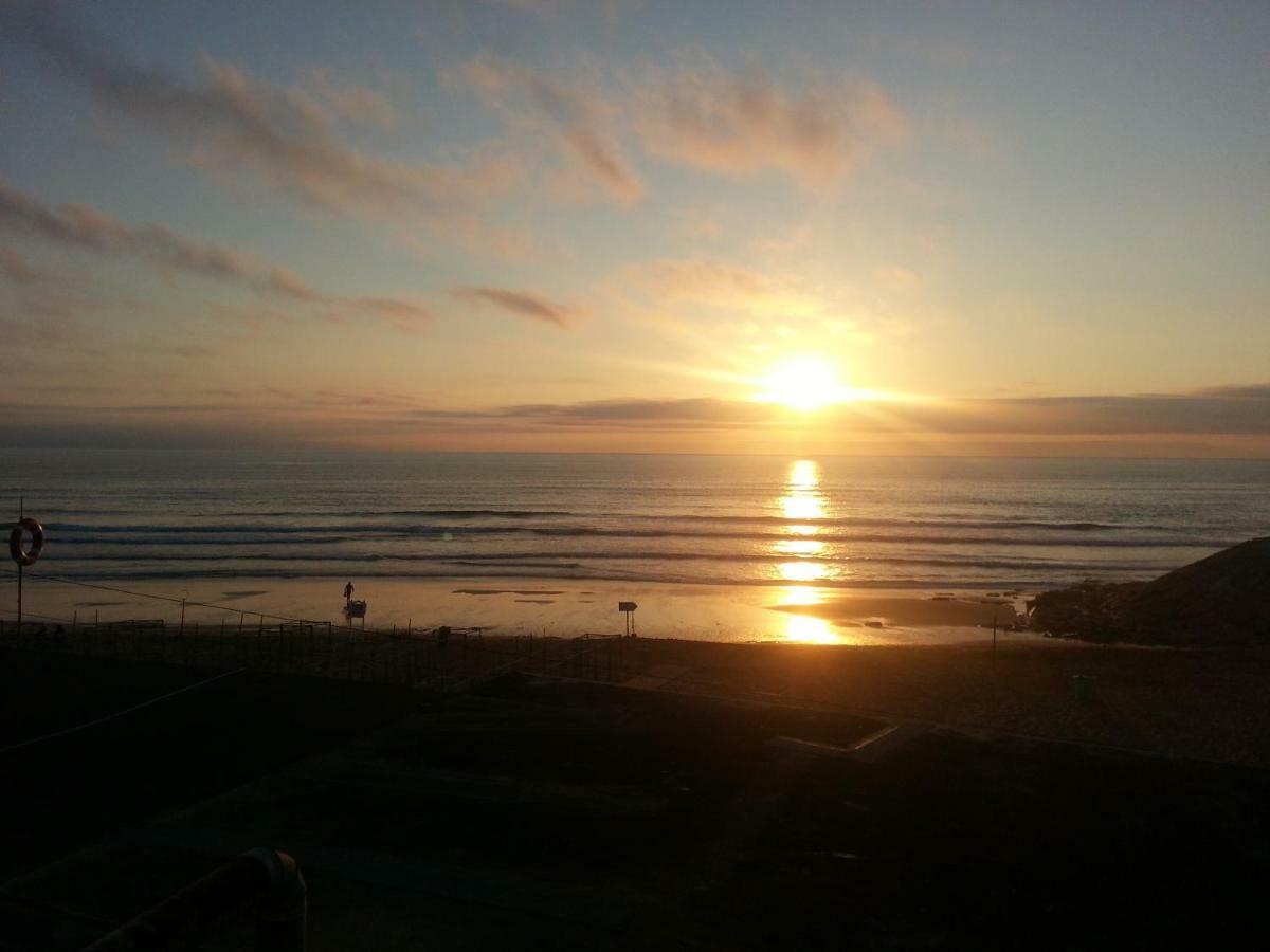 Townhous Praia Da Areia Branca Praia da Lourinhã Buitenkant foto